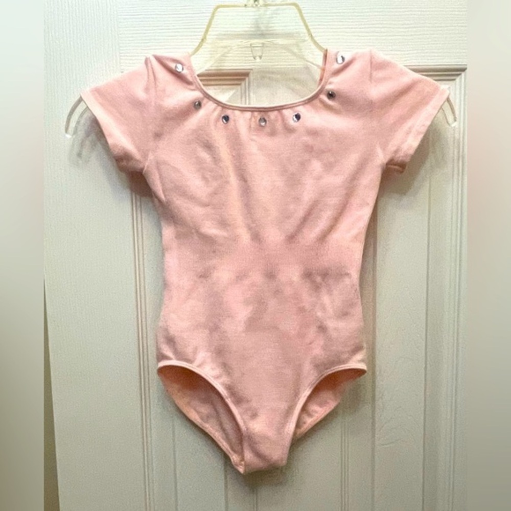 Revolution Pink Leo with rhinestones size CM